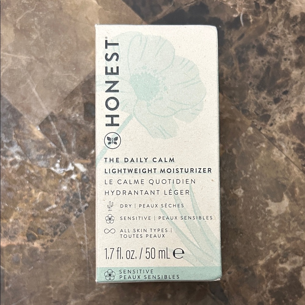 NEW 🆕 Honest The Daily Calm Lightweight Moisturizer